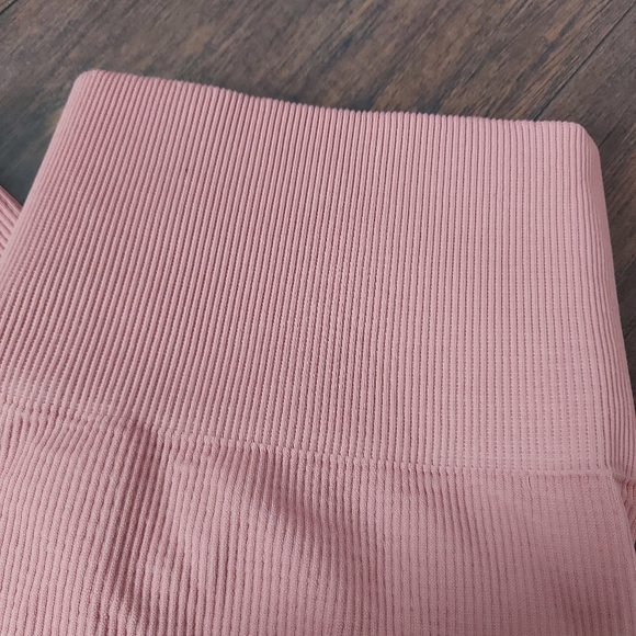 by Avocado Ribbed Seamless Legging SHORTS biker shorts - Picture 7 of 7